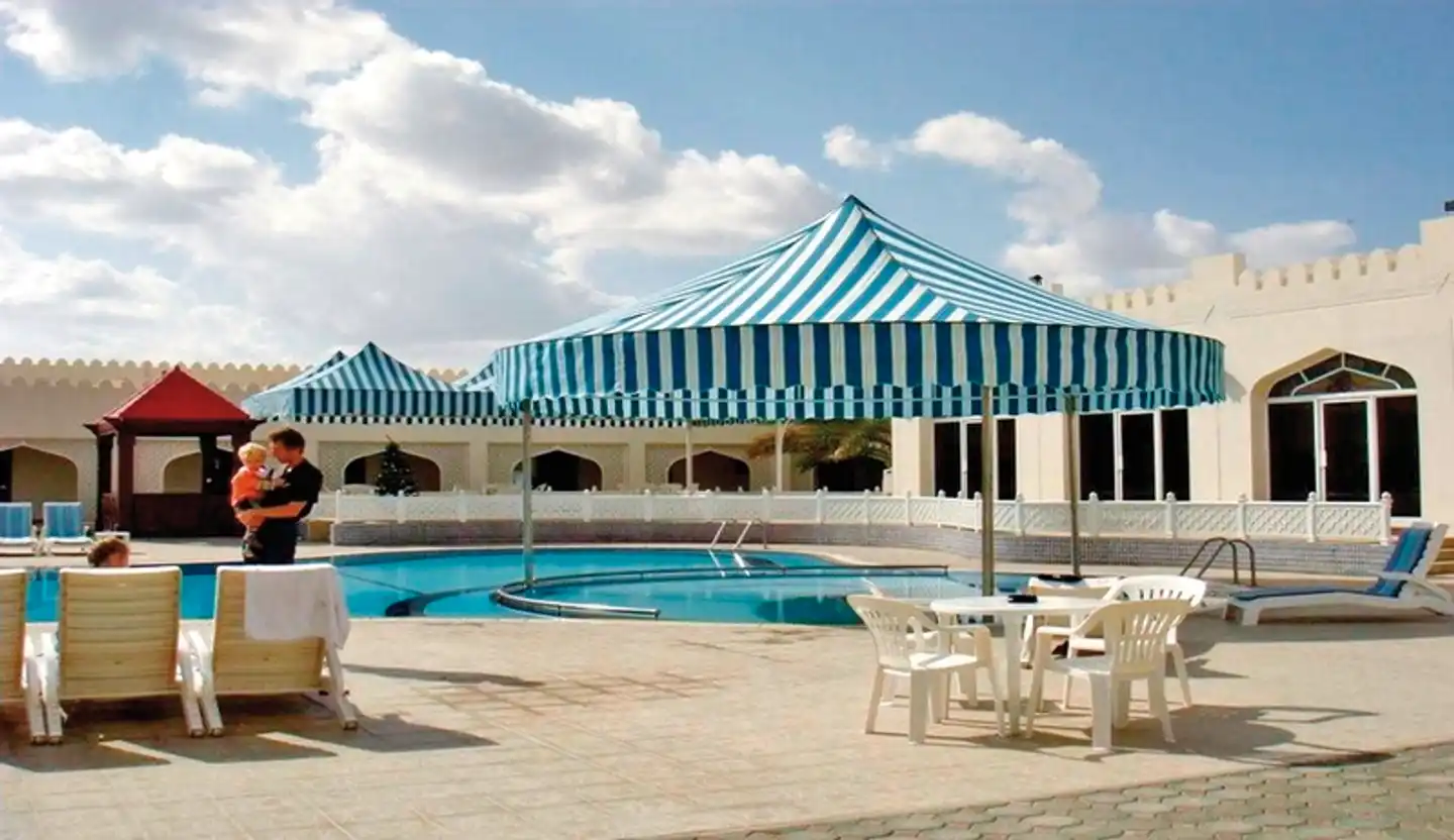 Falaj Daris Hotel Aussenansicht