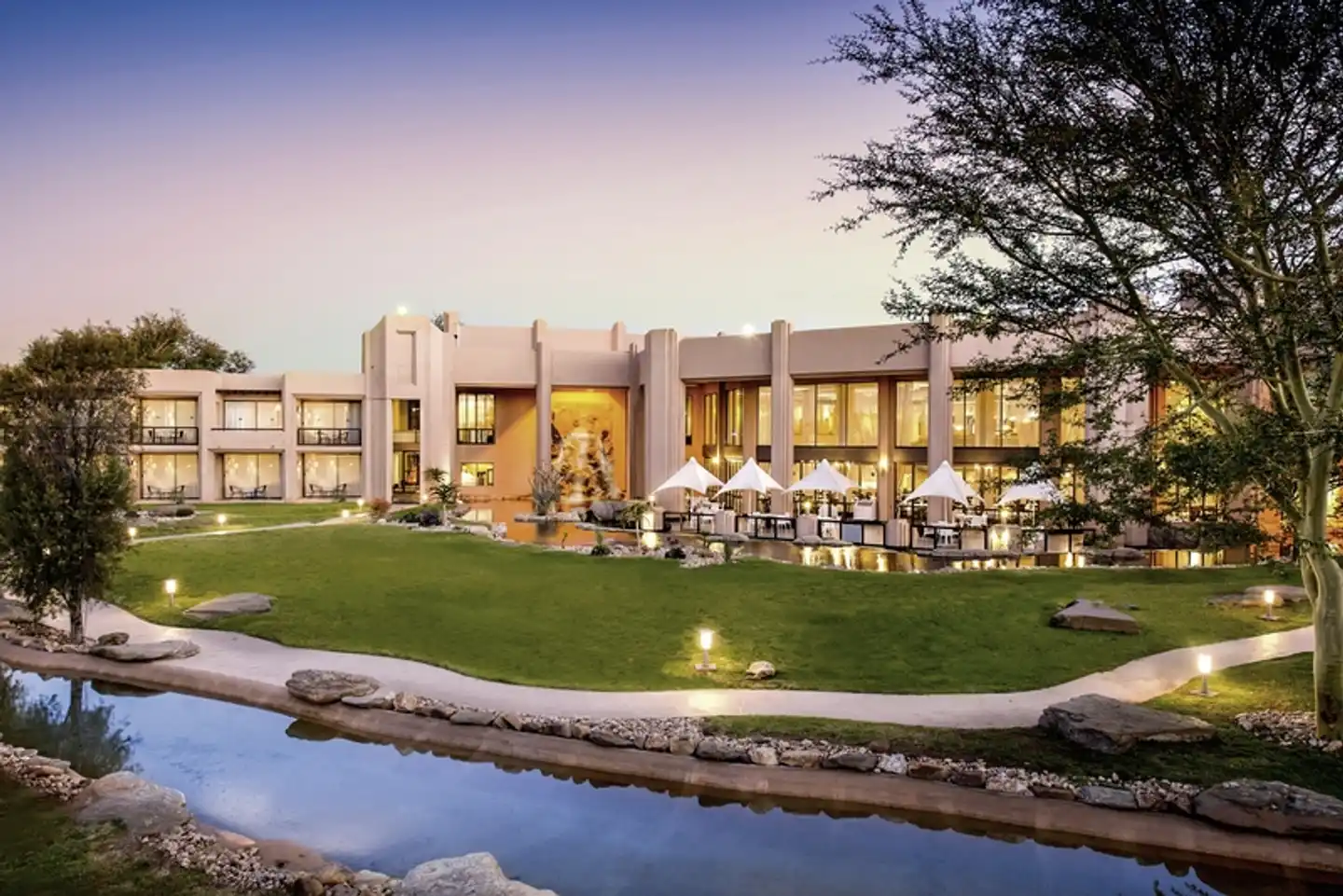 Windhoek Country Club Resort Aussenansicht