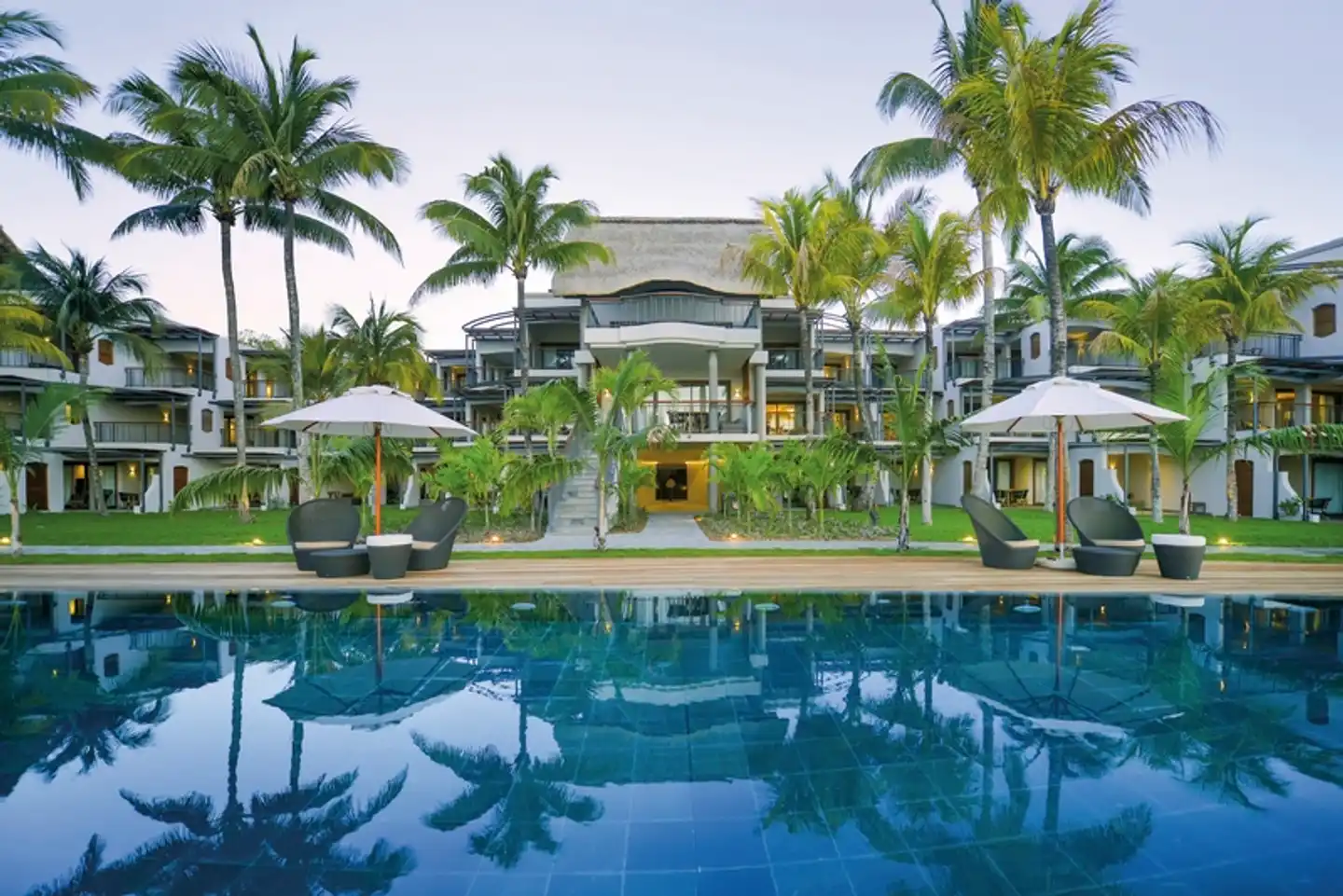 Royal Palm Beachcomber Luxury Pool