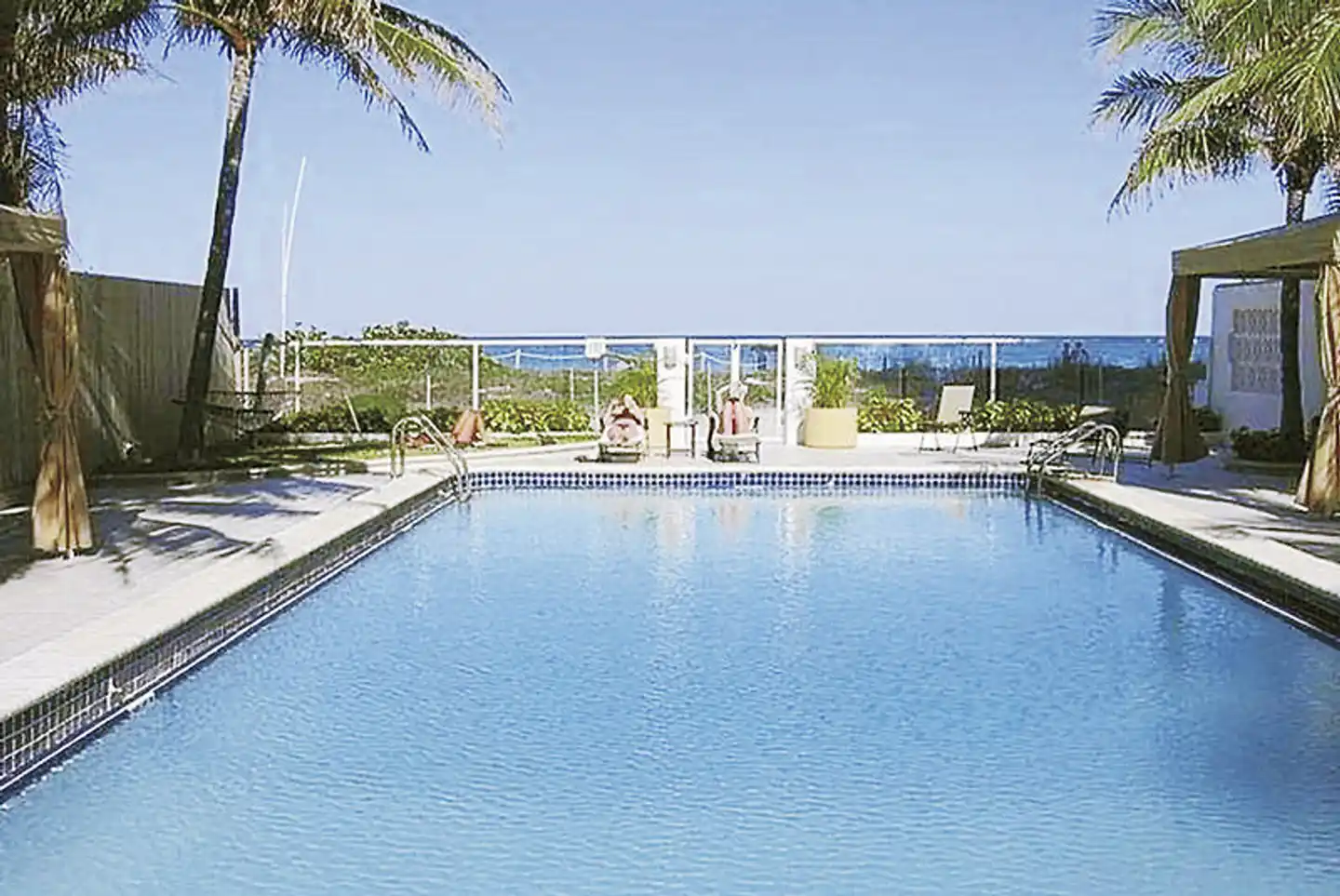 MB Hotel, Trademark Collection by Wyndham Pool
