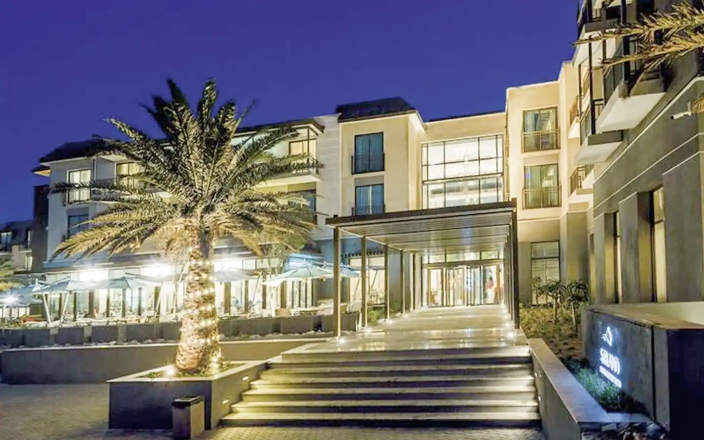 Strand Hotel Aussenansicht