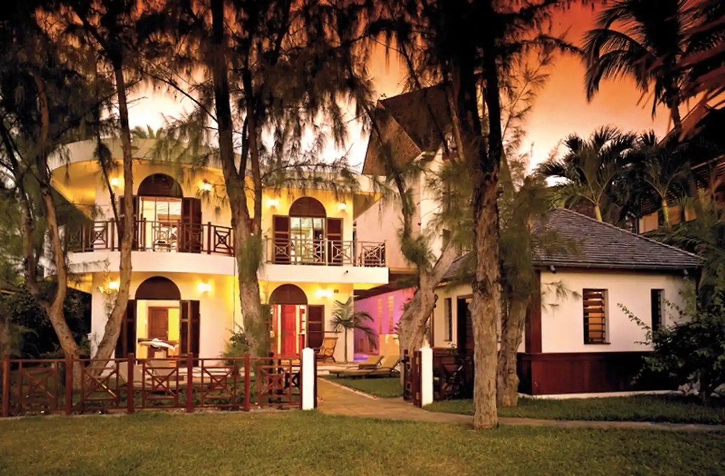 Le Saint Alexis Hotel & Spa Aussenansicht