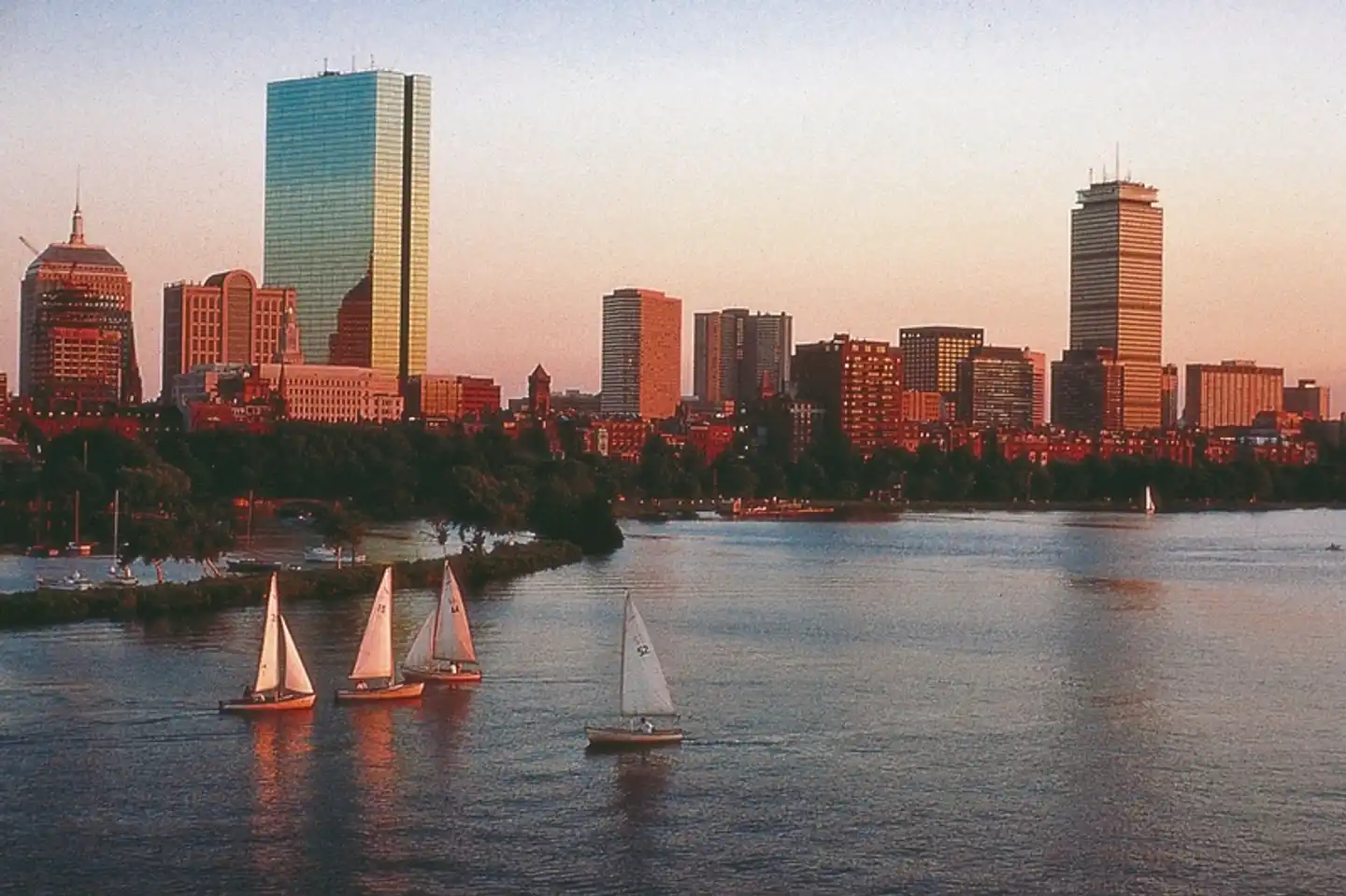 Raffles Boston Aussenansicht