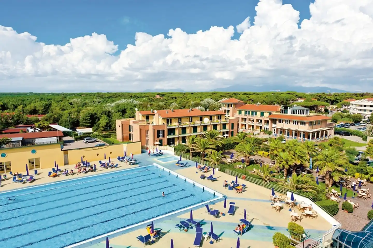 Continental Resort Aussenansicht
