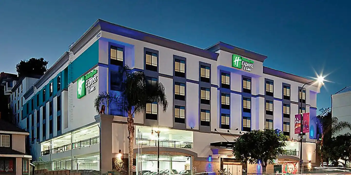 Holiday Inn Express Hotel & Suites Hollywood Walk of Fame Aussenansicht