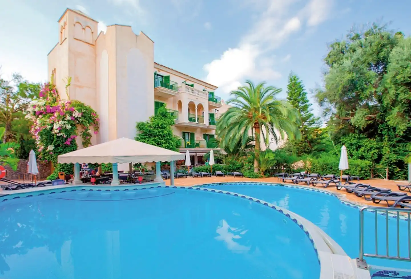 Lago Garden Apart-Suites & Spa Pool
