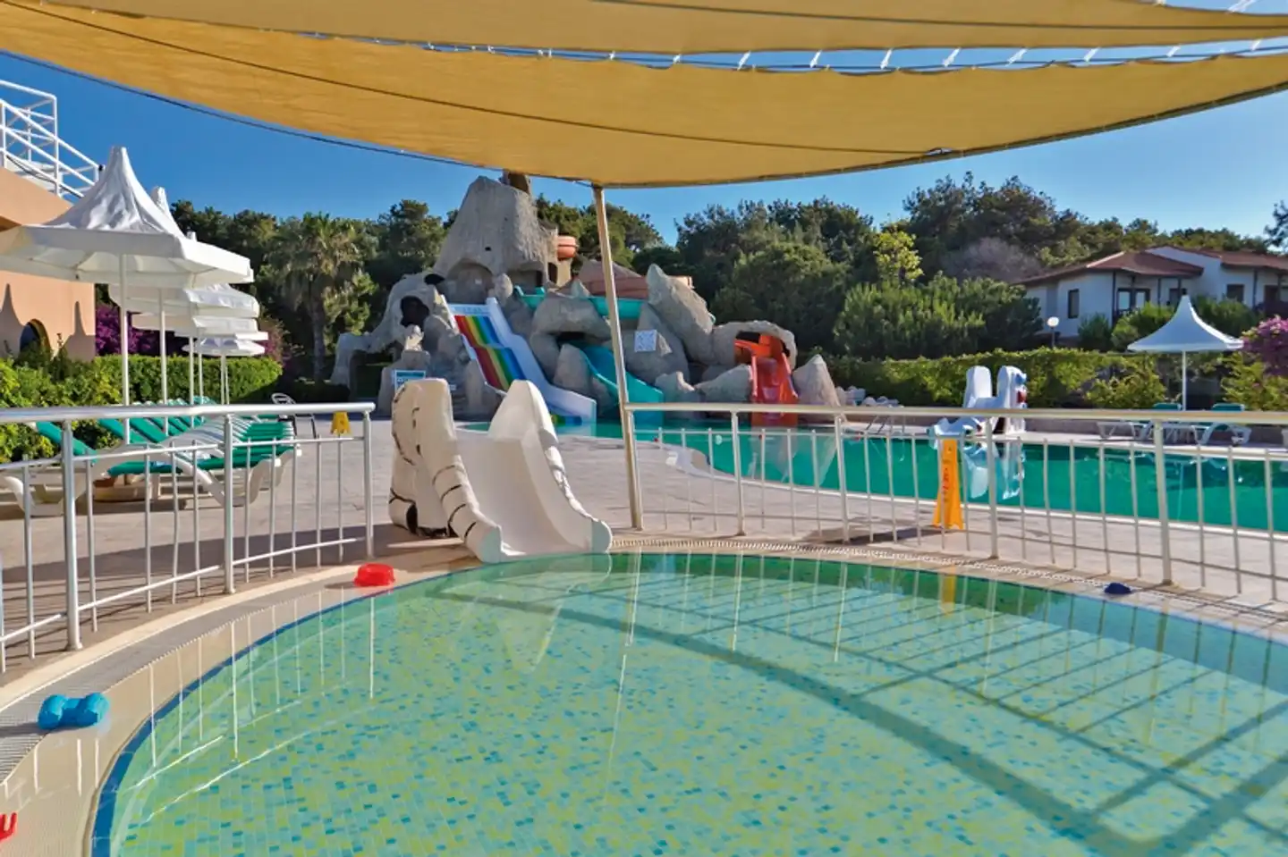 Turquoise Hotel Pool