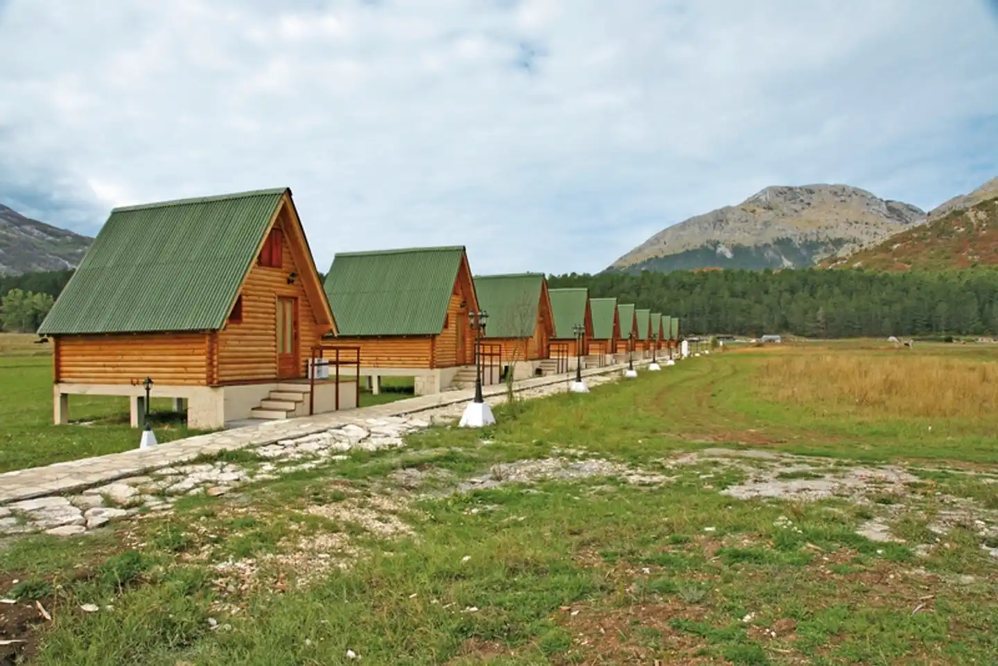 Montenegro in allen Facetten erleben Garten