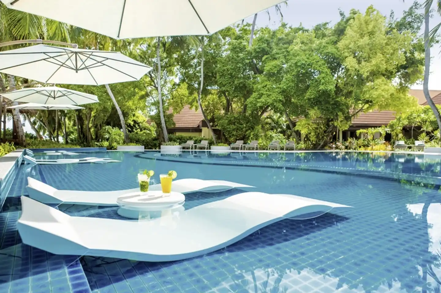 Kurumba Maldives Pool