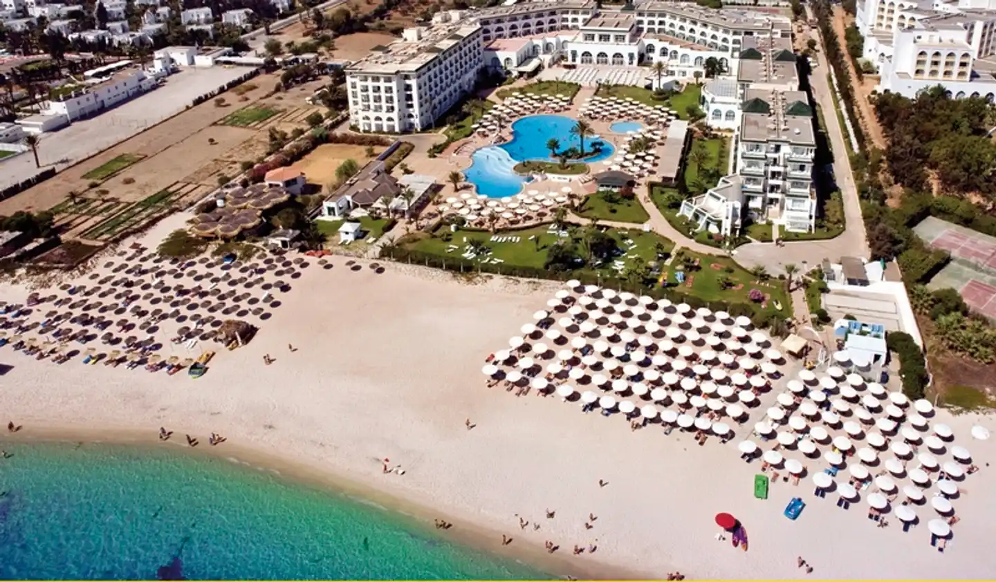 El Mouradi Palm Marina Aussenansicht