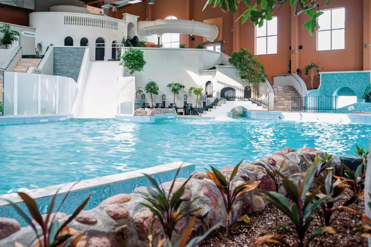 Van der Valk Resort Linstow - Ferienhäuser Hallenbad