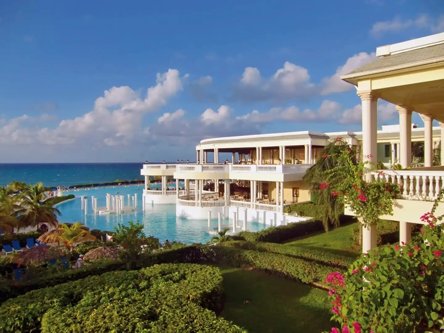 Grand Palladium Lady Hamilton Resort & Spa Aussenansicht