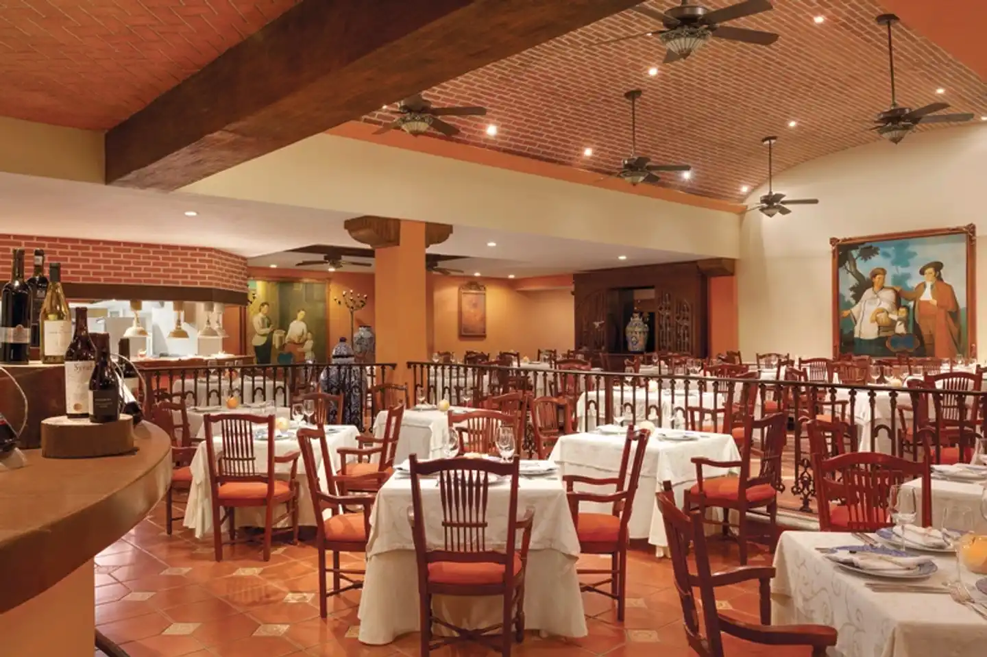 Wyndham Alltra Playa del Carmen Restaurant