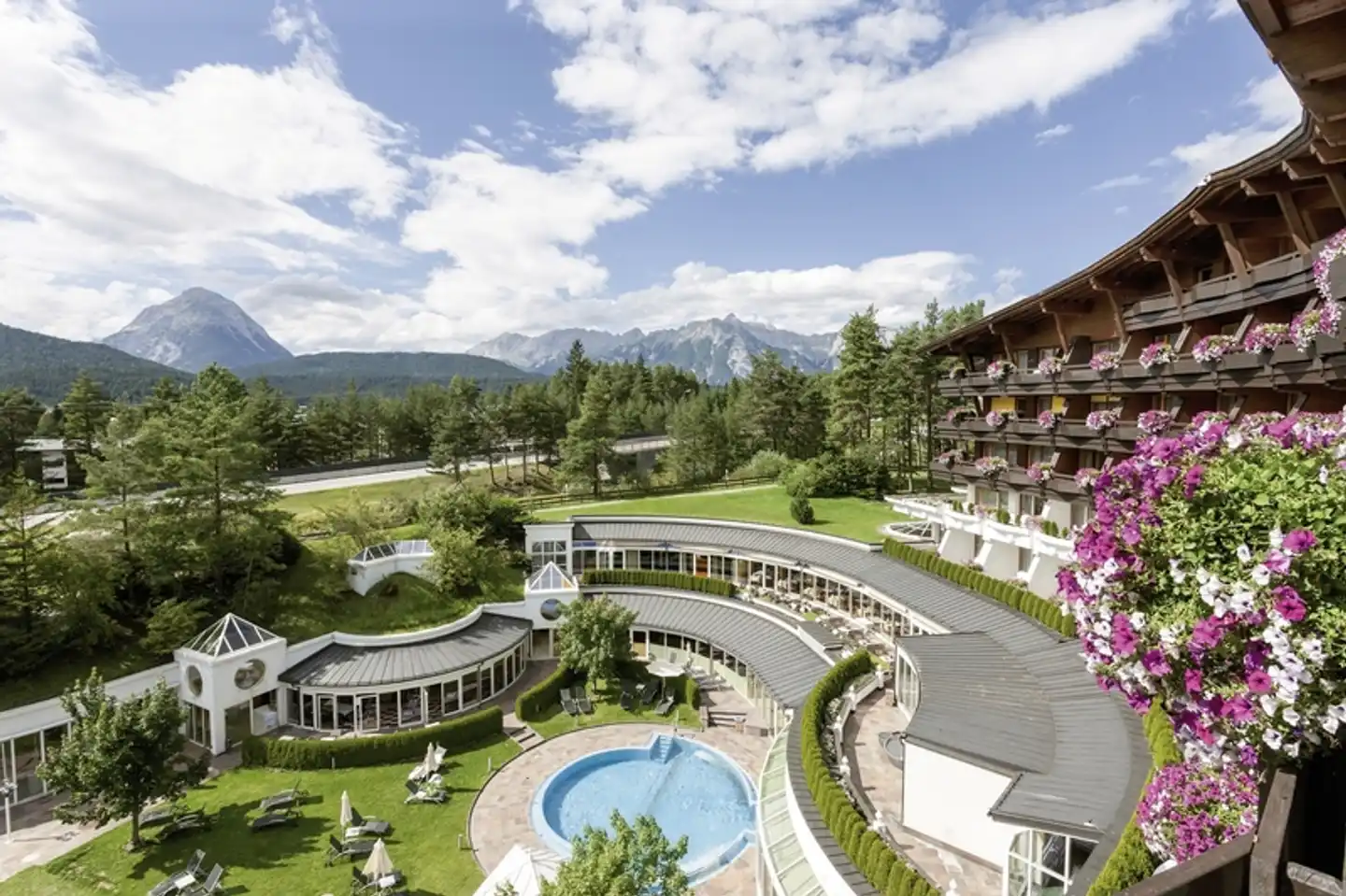 Krumers Alpin - Your Mountain Oasis Aussenansicht