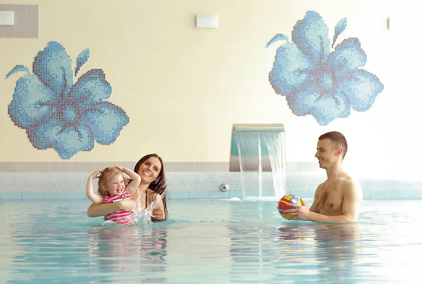 Olymp II Hallenbad