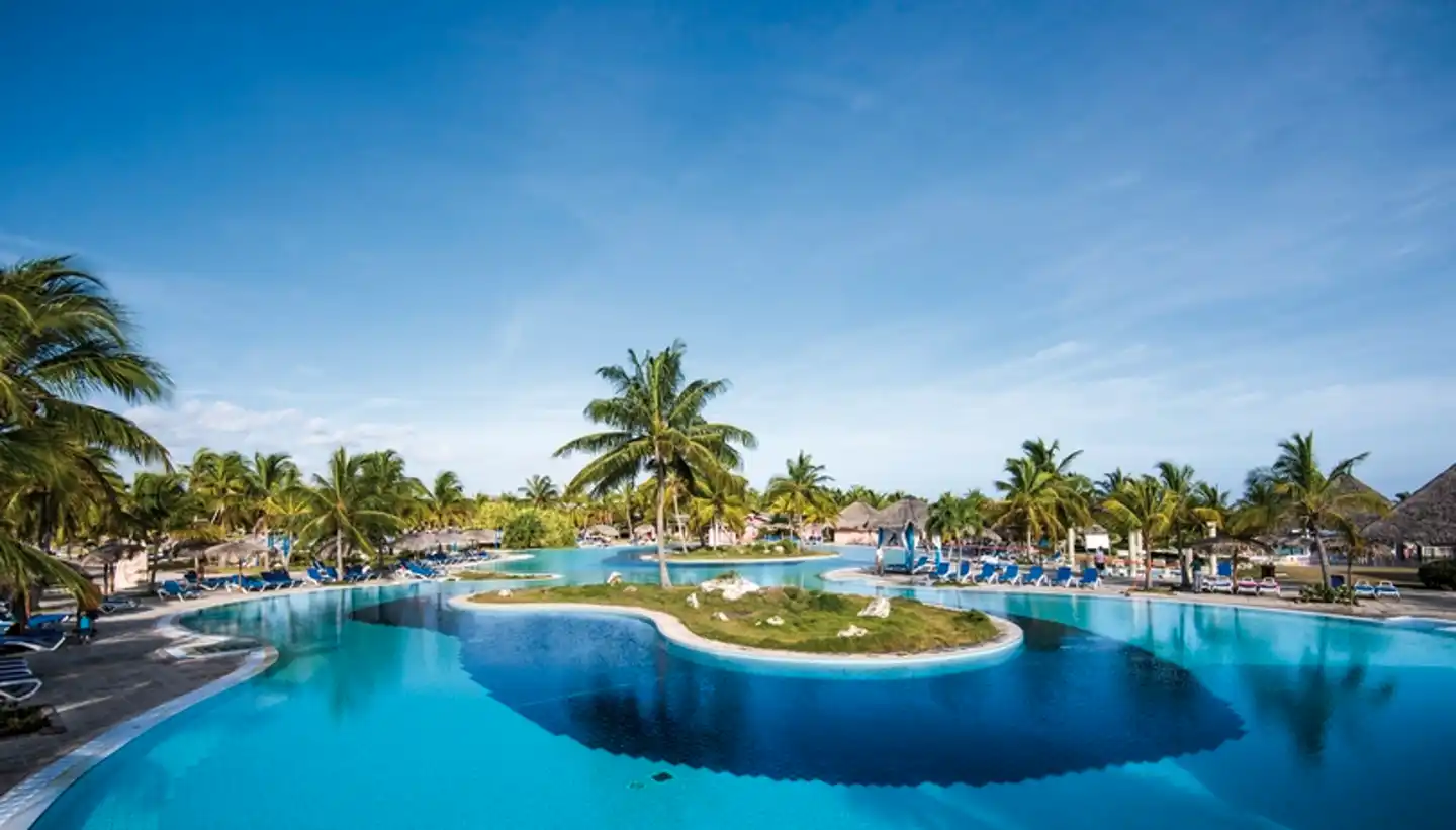 Playa Pesquero Pool