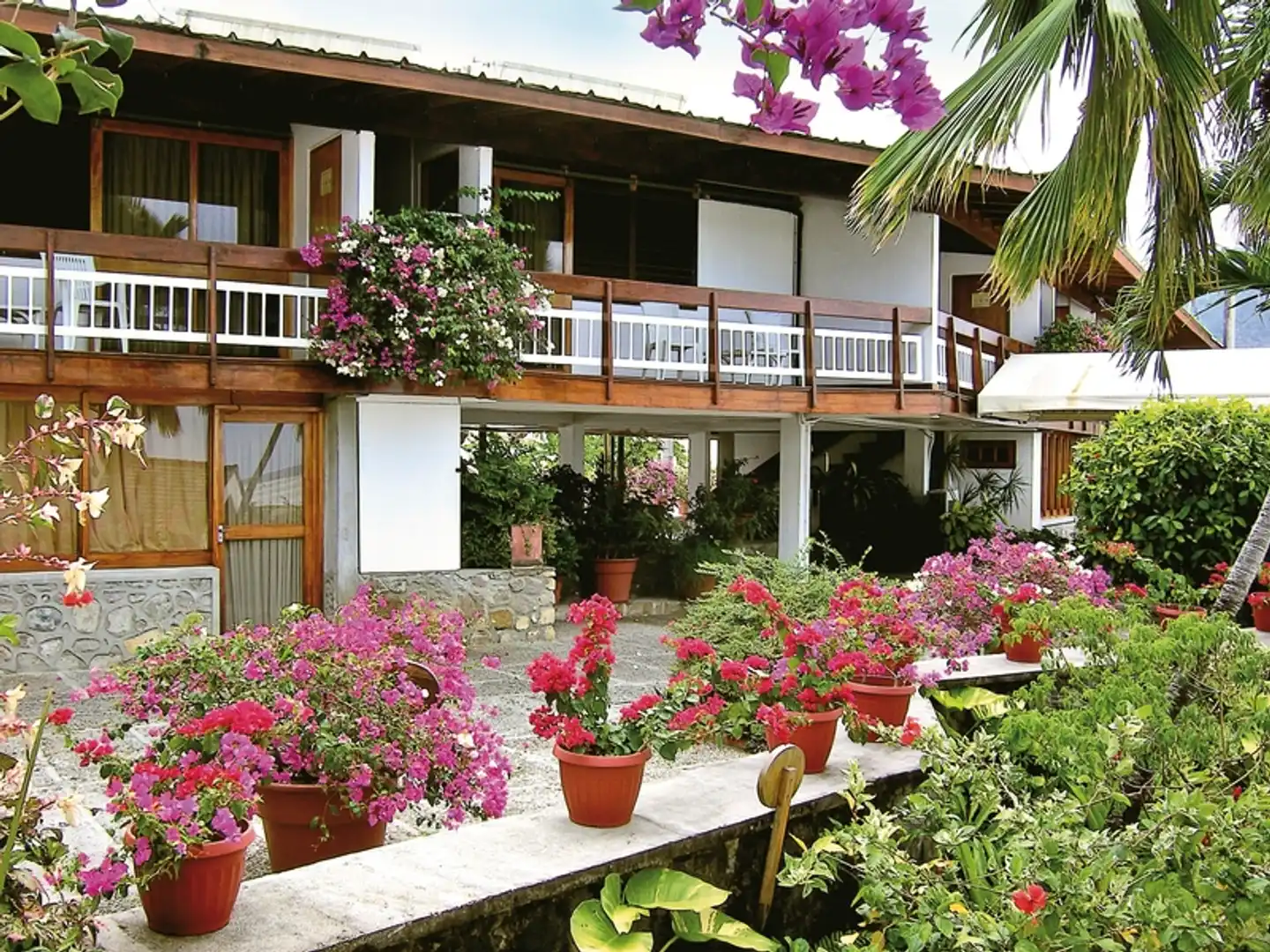 Fort Young Hotel Aussenansicht