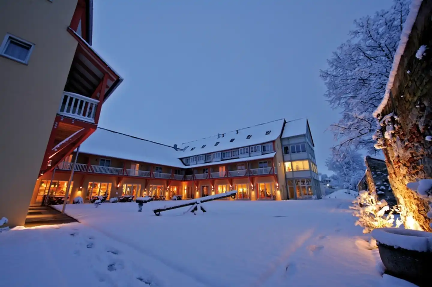 JUFA Hotel Nördlingen Aussenansicht