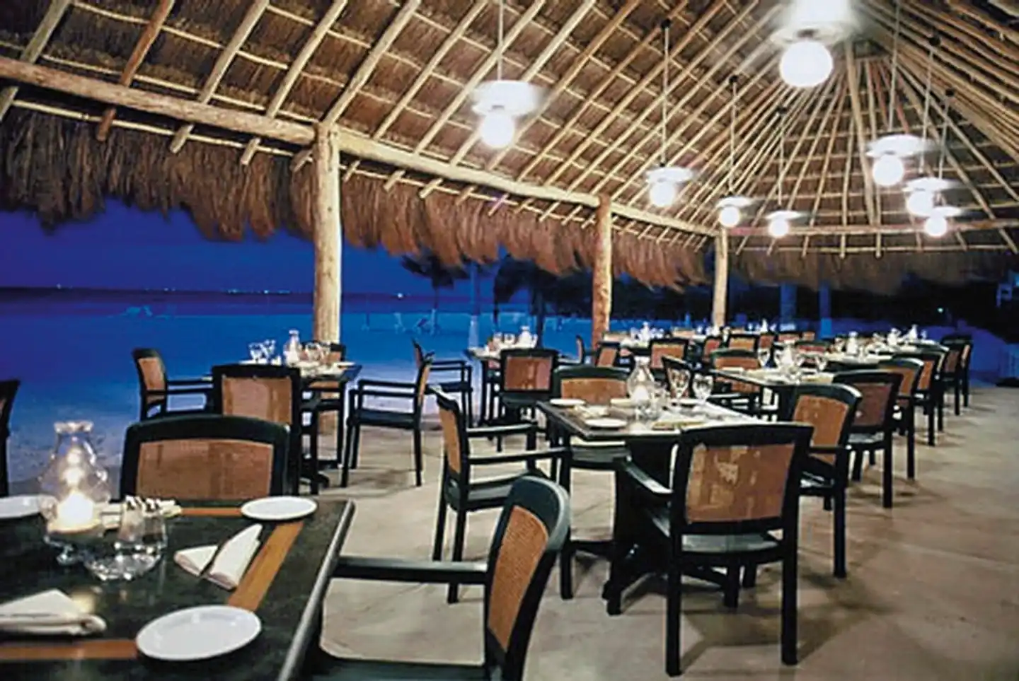 Beachscape Kin Ha Villas & Suites Restaurant