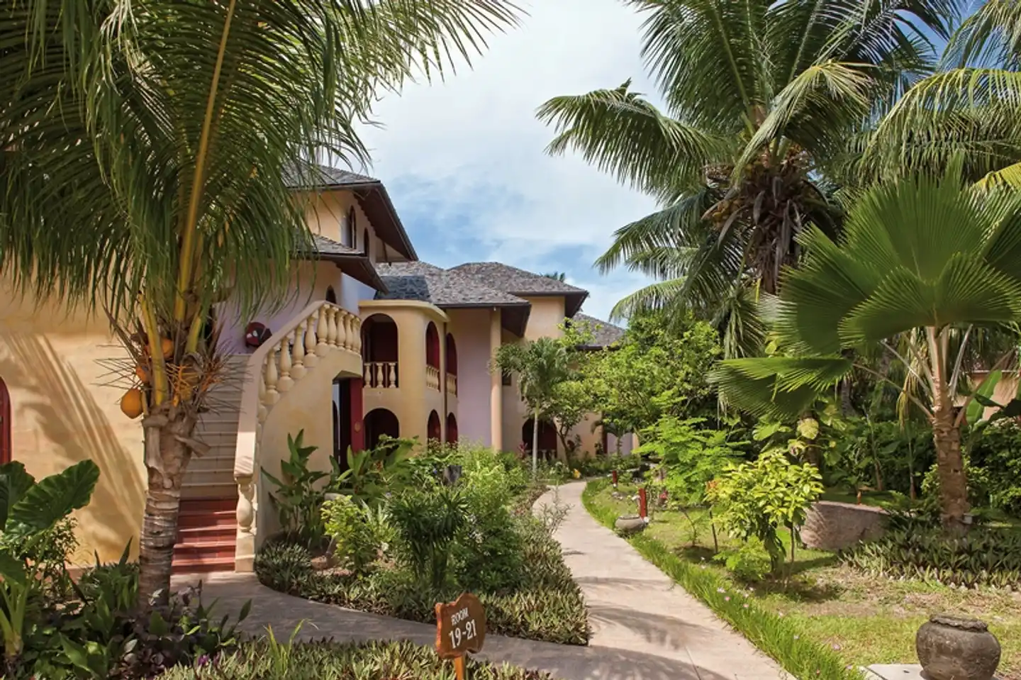 Castello Beach Hotel Aussenansicht