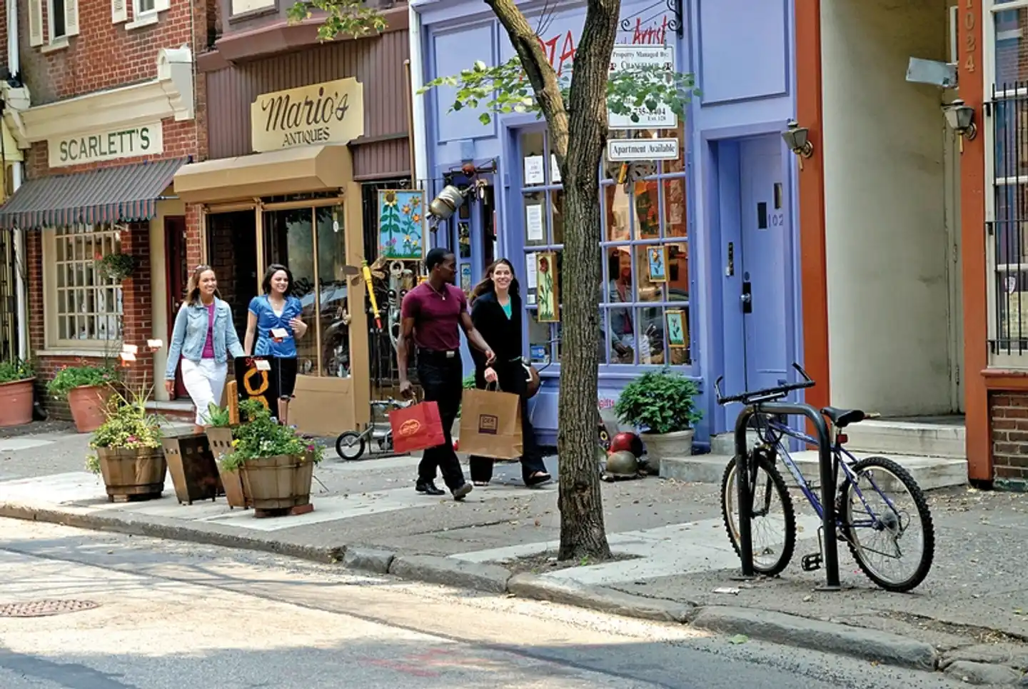 Niagarafälle, Outlet Shopping, Philadelphia & Washington, DC (4 Tage) Aussenansicht