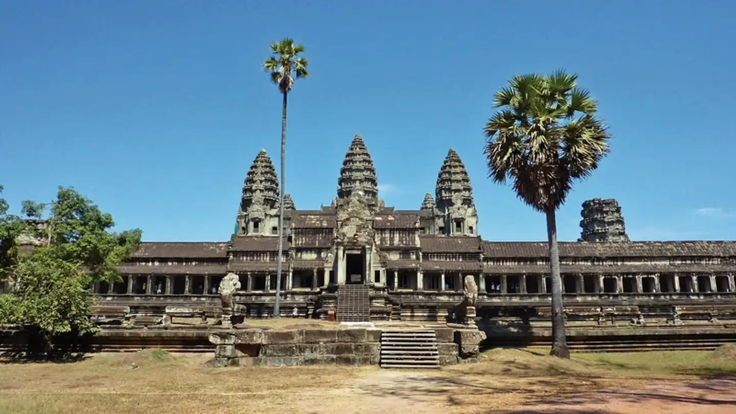 Stippvisite Angkor Wat Aussenansicht